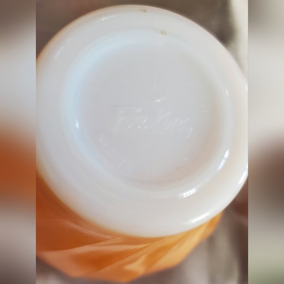 🎉HP🎉 FIRE KING Peach Lustre HTF Miniature Cup and Saucer - Picture 4 of 5